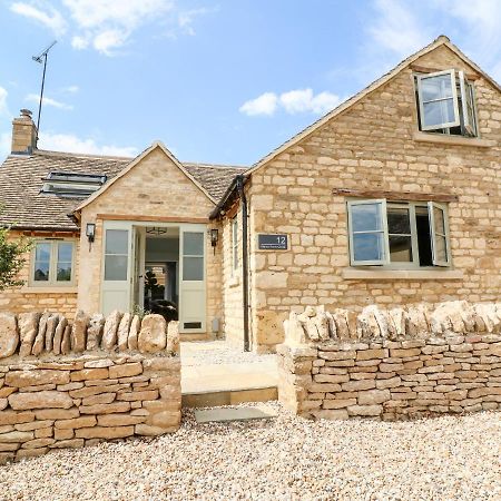 12 Manor Farm Close Kingham Εξωτερικό φωτογραφία