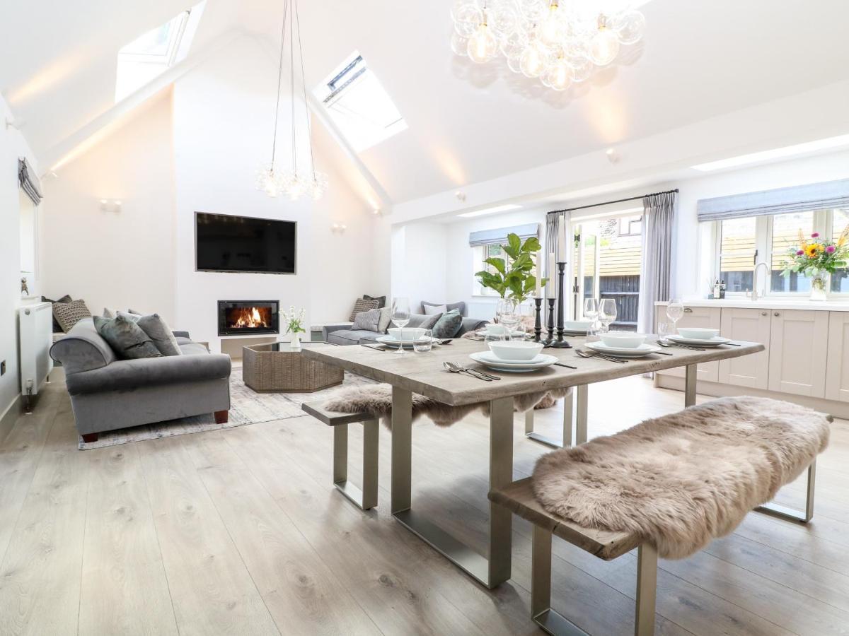12 Manor Farm Close Kingham Εξωτερικό φωτογραφία