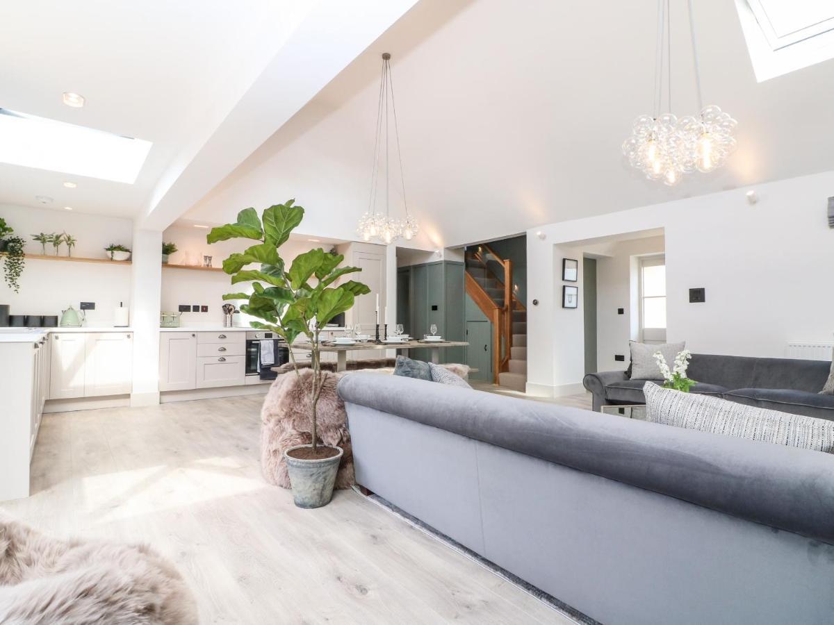12 Manor Farm Close Kingham Εξωτερικό φωτογραφία
